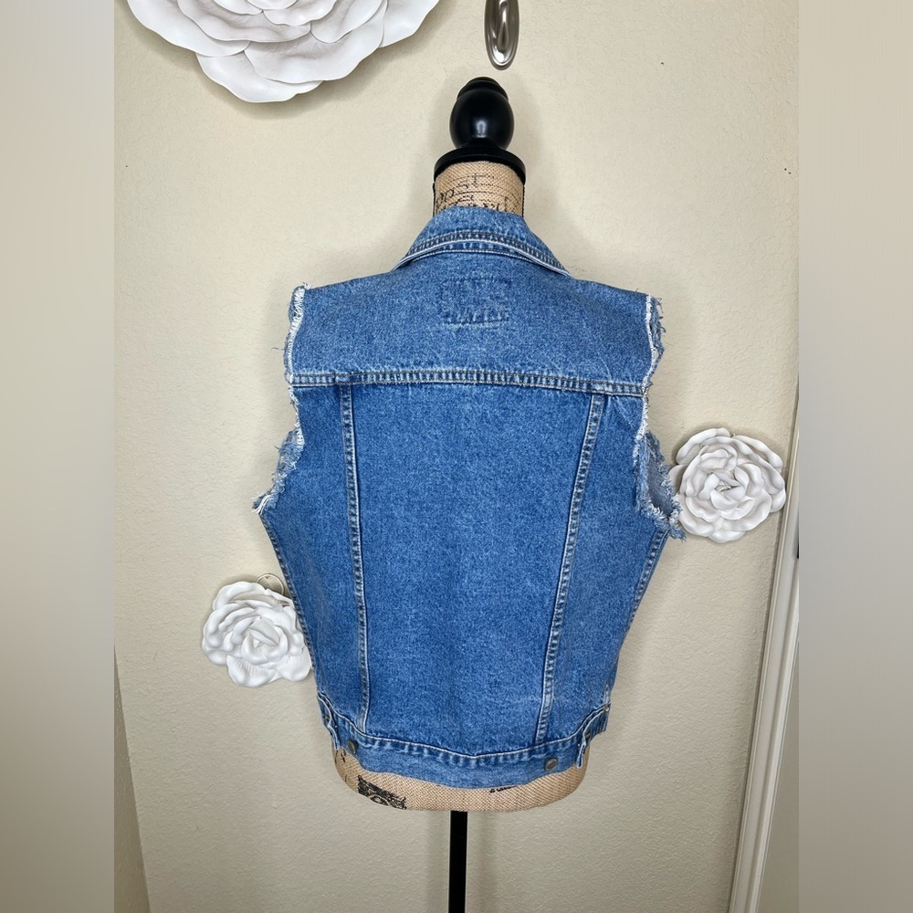 Vintage Gitano Medium Blue Wash Denim Frayed Sleeves Trucker Vest Sz Small - Picture 10 of 14
